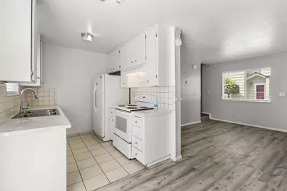 8208 Center Parkway #18, Sacramento, CA 95823 - Photo 13