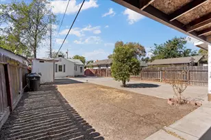 3929 35th St, Sacramento, CA 95820 - Photo 33