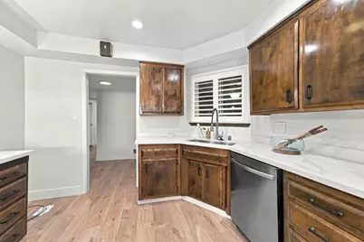2283 Glen Ellen Circle, Sacramento, CA 95822 - Photo 7