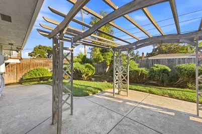 2283 Glen Ellen Circle, Sacramento, CA 95822 - Photo 35