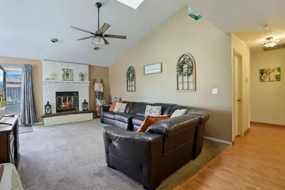 2655 Meadow Lake Drive, Stockton, CA 95207 - Photo 15