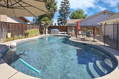 2655 Meadow Lake Drive, Stockton, CA 95207 - Photo 39
