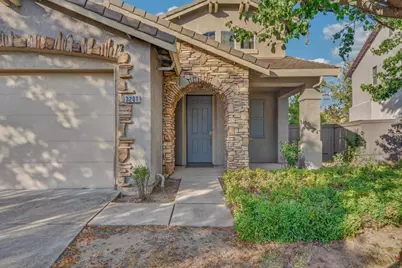 3201 Claudine Court, Elk Grove, CA 95757 - Photo 3