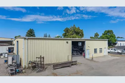 533 Hi Tech Parkway, Oakdale, CA 95361 - Photo 11