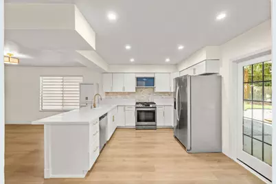 1511 Newborough Drive, Sacramento, CA 95833 - Photo 17