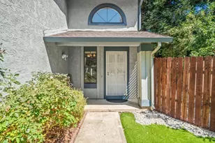 1511 Newborough Dr, Sacramento, CA 95833 - Photo 7