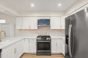 1511 Newborough Dr, Sacramento, CA 95833 - Photo 21