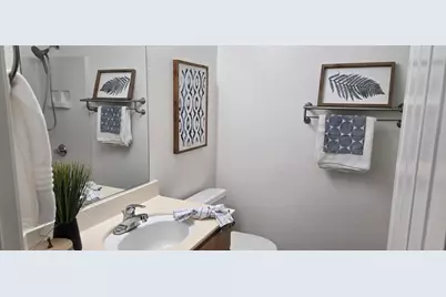 8453 Camino Vista Way, Elk Grove, CA 95624 - Photo 5