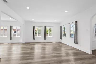 3418 20th Avenue, Sacramento, CA 95820 - Photo 7