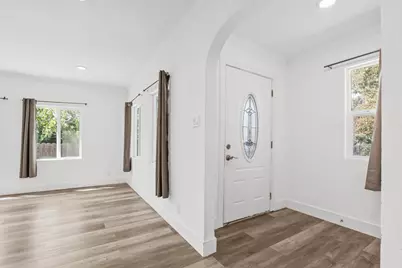 3418 20th Avenue, Sacramento, CA 95820 - Photo 5