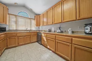 312 Manor Dr, Ione, CA 95640 - Photo 15