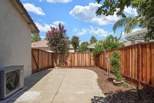 2241 Rose Arbor Dr, Sacramento, CA 95835 - Photo 27