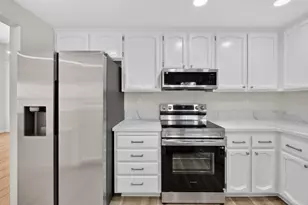 7740 Elmsmere Ct, Elk Grove, CA 95758 - Photo 27
