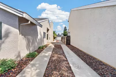 7740 Elmsmere Court, Elk Grove, CA 95758 - Photo 55