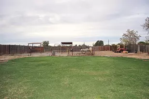 157 U St, Rio Linda, CA 95673 - Photo 5