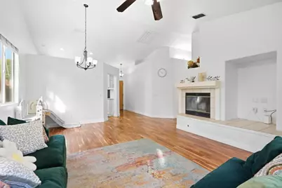 1492 Kingswood Drive, Roseville, CA 95678 - Photo 9