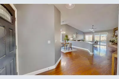 8006 Hamric Court, Antelope, CA 95843 - Photo 17