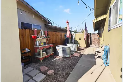 1609 Camino Way, Woodland, CA 95695 - Photo 47