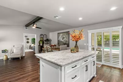 1041 Parkside Avenue, Manteca, CA 95336 - Photo 11