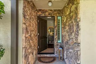 1041 Parkside Ave, Manteca, CA 95336 - Photo 9