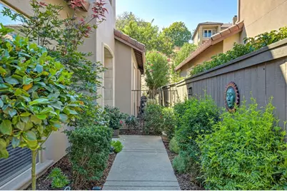 5048 Mertola Drive, El Dorado Hills, CA 95762 - Photo 3