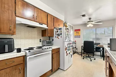 6970 Gallery Way, Sacramento, CA 95831 - Photo 39