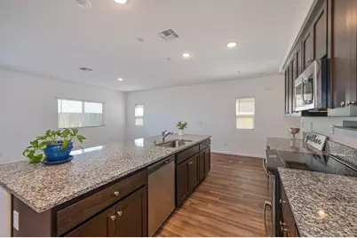 12135 Alamosa Drive, Rancho Cordova, CA 95742 - Photo 13