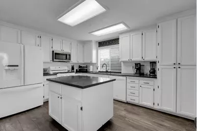 73 S Obsidian Drive, Oakdale, CA 95361 - Photo 9