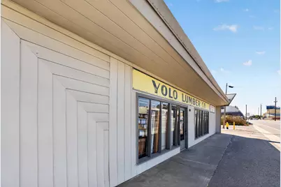 1210 E Kentucky Avenue, Woodland, CA 95776 - Photo 3