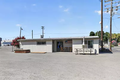 1210 E Kentucky Avenue, Woodland, CA 95776 - Photo 27