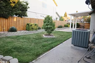 8731 Freesia Dr, Elk Grove, CA 95624 - Photo 45