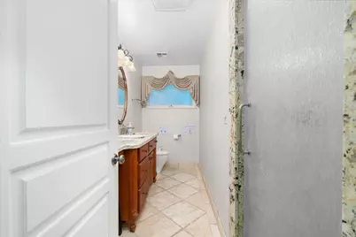 1010 Edgebrook Drive, Modesto, CA 95354 - Photo 37