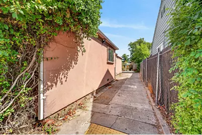 2033 Marconi Avenue, Sacramento, CA 95821 - Photo 29