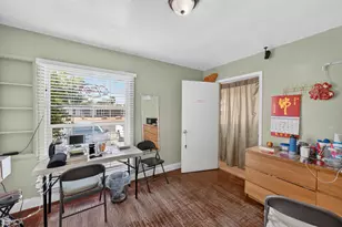 2033 Marconi Ave, Sacramento, CA 95821 - Photo 9