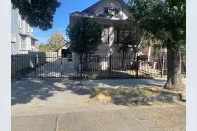 1040 S San Joaquin, Stockton, CA 95206 - Photo 1