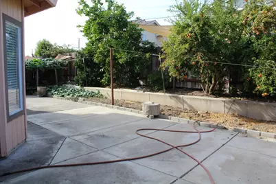 8187 Aden Way, Sacramento, CA 95828 - Photo 23