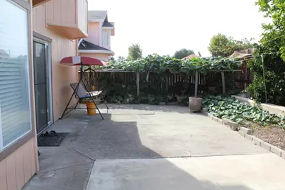 8187 Aden Way, Sacramento, CA 95828 - Photo 25