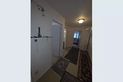 8187 Aden Way, Sacramento, CA 95828 - Photo 17