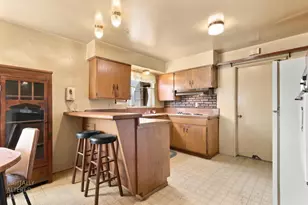 4501 Forest Pkwy, Sacramento, CA 95823 - Photo 11