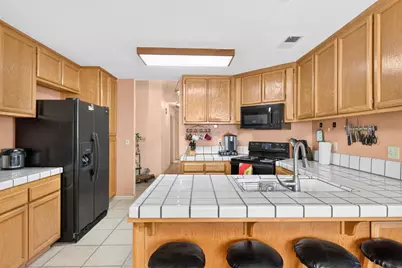 15187 Avon Street, Lathrop, CA 95336 - Photo 9