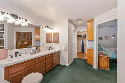 320 Emerson Court, Roseville, CA 95661 - Photo 25