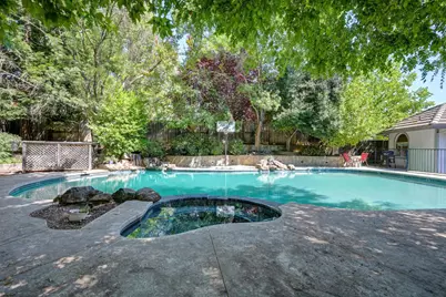 320 Emerson Court, Roseville, CA 95661 - Photo 39