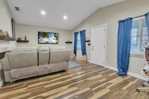 5252 Ardelle Ave, Stockton, CA 95215 - Photo 13
