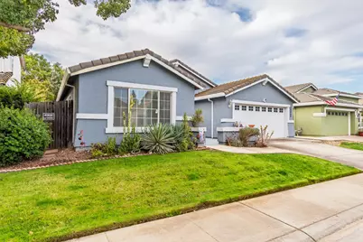 10064 Oglethorpe Way, Elk Grove, CA 95624 - Photo 3
