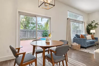 10064 Oglethorpe Way, Elk Grove, CA 95624 - Photo 15