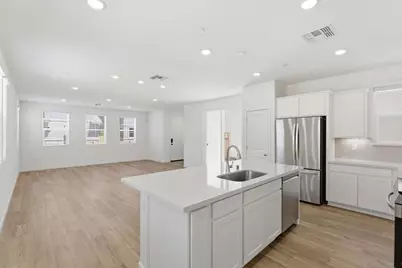1001 Vanderbilt Terrace, Davis, CA 95618 - Photo 3