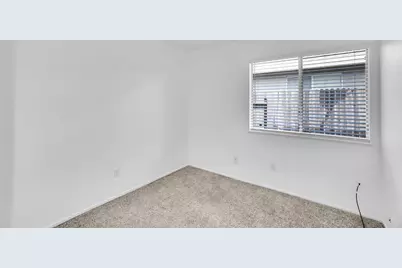 6507 Shasta Creek Way, Elk Grove, CA 95758 - Photo 17