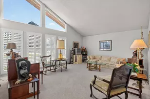 6370 Havenside Dr, Sacramento, CA 95831 - Photo 9