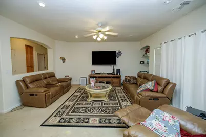 2889 E Doral Way, Turlock, CA 95382 - Photo 9