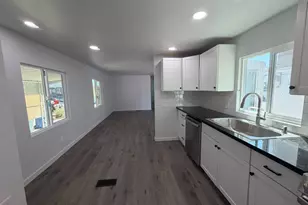 E Las Palmas Ave, Patterson, CA 95363 - Photo 17